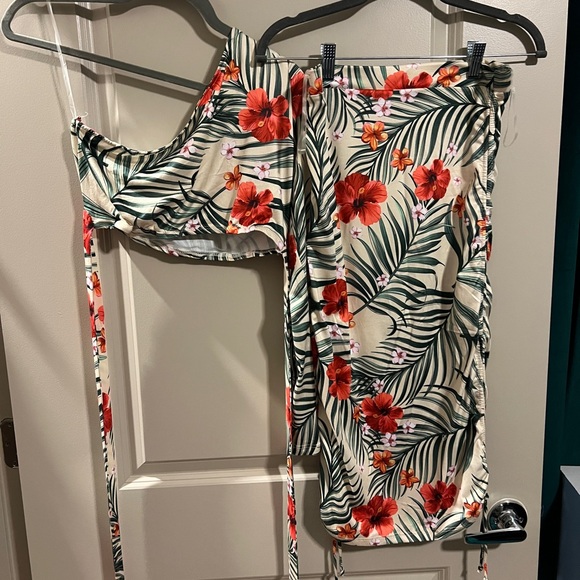Tropical Floral One-Shoulder Dress - Picture 1 of 1